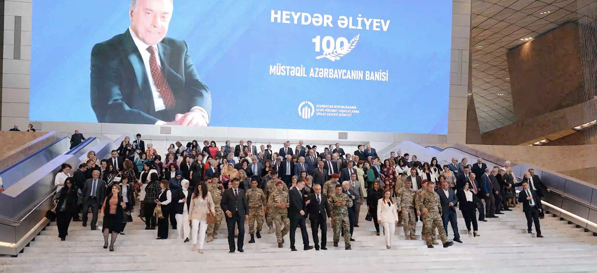 Heydər Əliyevin 100 illiyinə həsr olunmuş konfrans – Baku Holiday təşkilatçılığı ilə